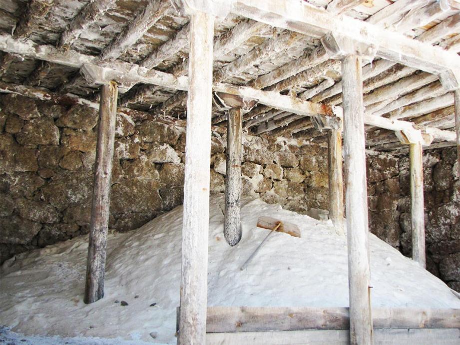 Casa Rural Madera Y Sal Salinas de Anana Екстериор снимка
